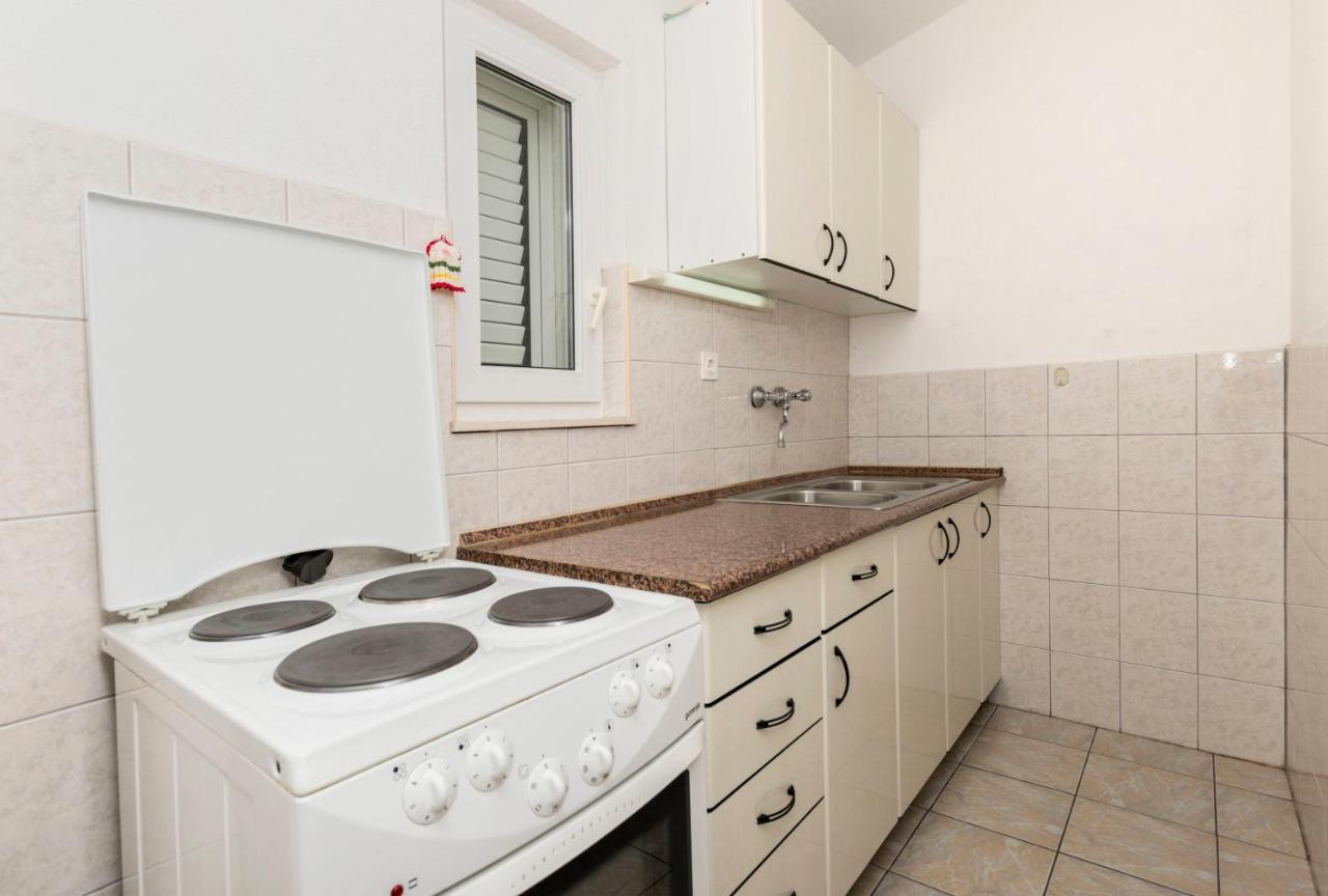 Apartments Neda โตรกีร์ ภายนอก รูปภาพ