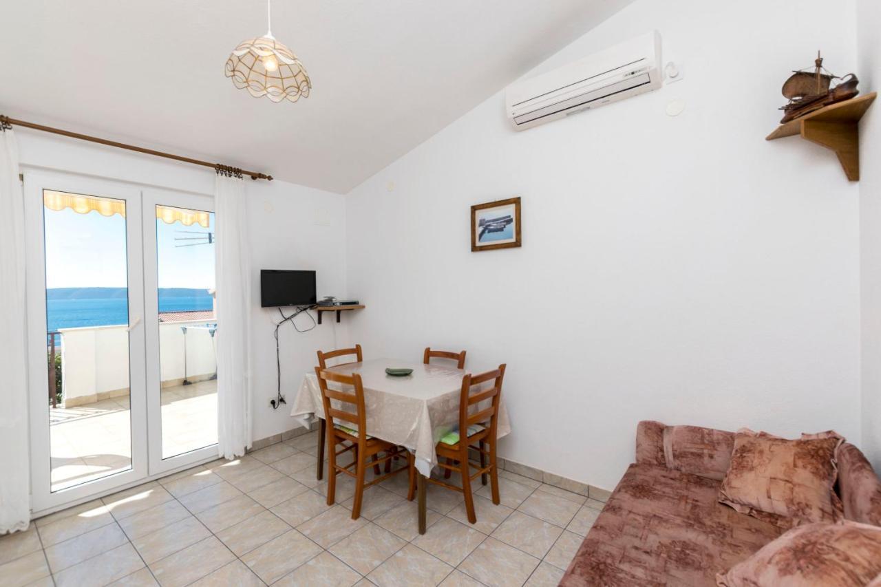 Apartments Neda โตรกีร์ ภายนอก รูปภาพ